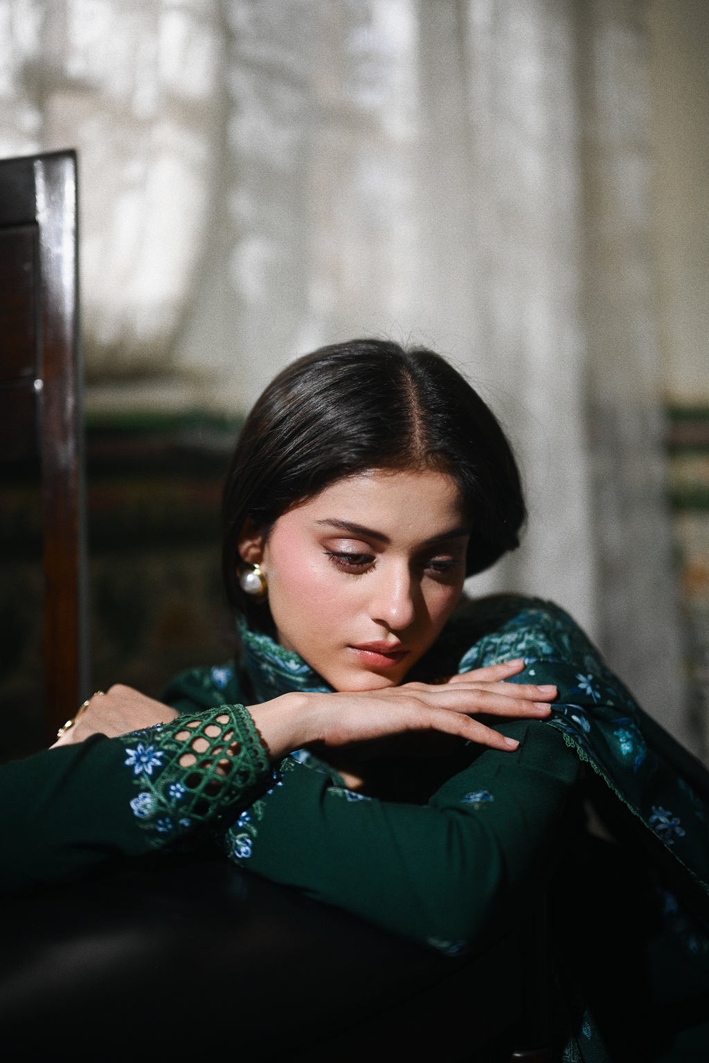 DEEP GREEN LUXURY - Zaib